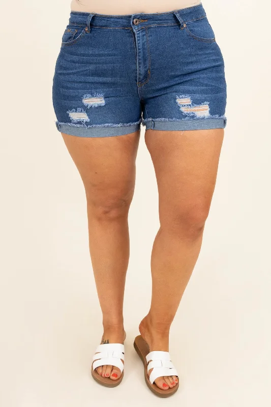 Tapered trousers – Trousers that narrow toward the ankle, creating a more fitted, streamlined look.Linen shorts – Lightweight and breathable shorts made from linen, ideal for hot weather.Never Will Shorts, Dark Blue