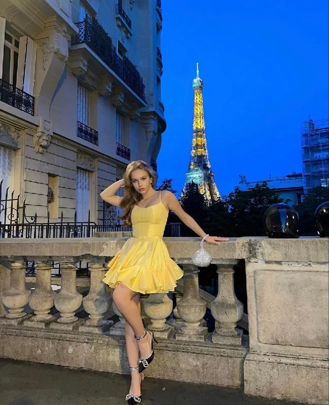 Knit – Soft and stretchy fabric with a knitted textureKnit – Soft and stretchy fabric with a knitted textureA-line Spaghetti Straps Yellow Homecoming Dress,Yellow Graduation Dress For Teen Y2364